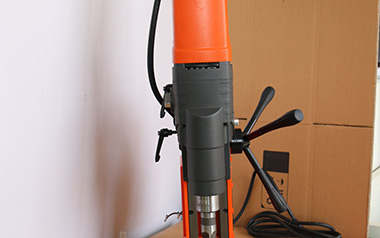 磁力鉆的空心鉆頭出現(xiàn)卡芯的情況應(yīng)該如何處理？